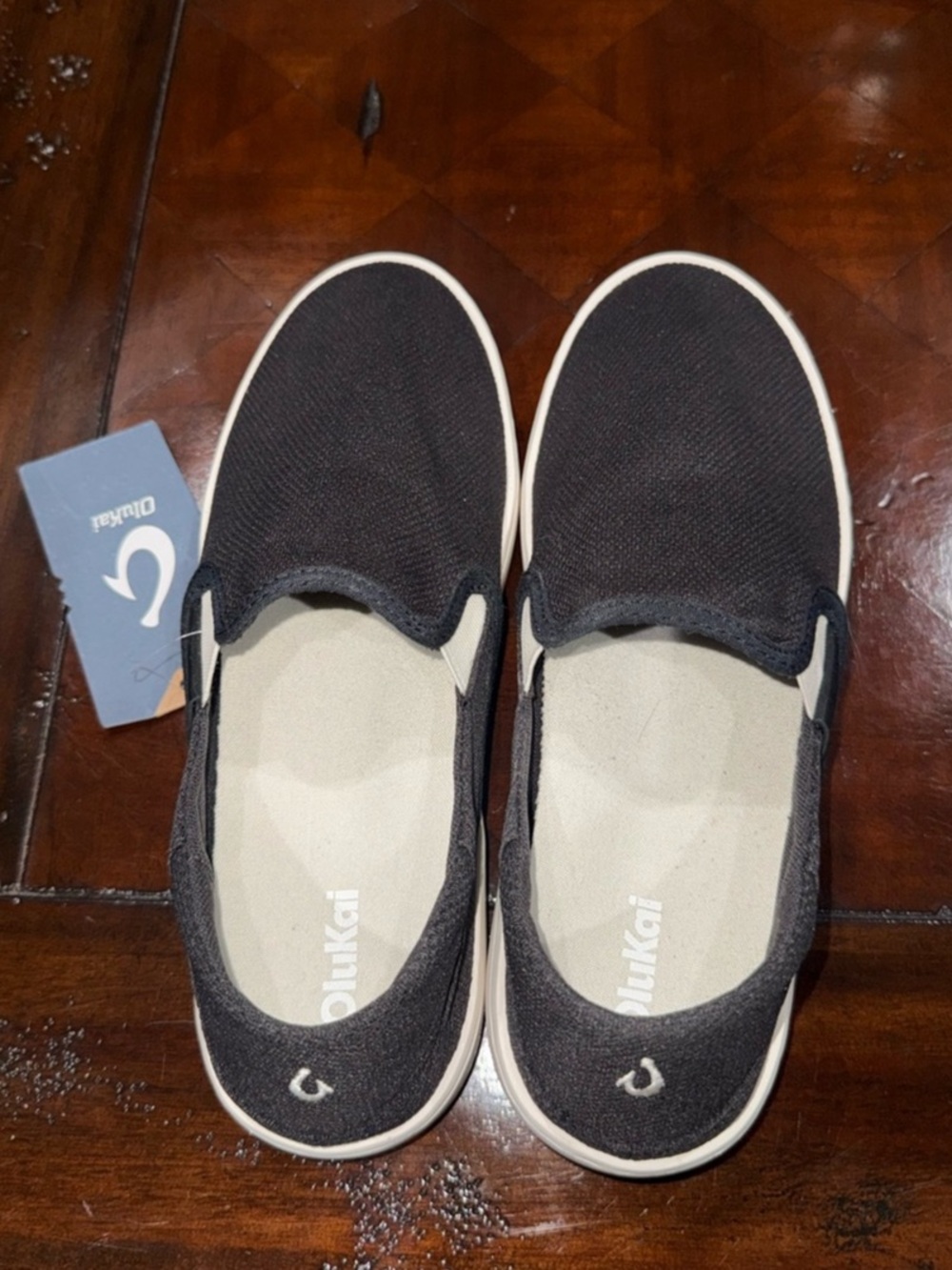 Olukai Pehuеa Slip-On Sneakers Black & White US 8.5 NWT